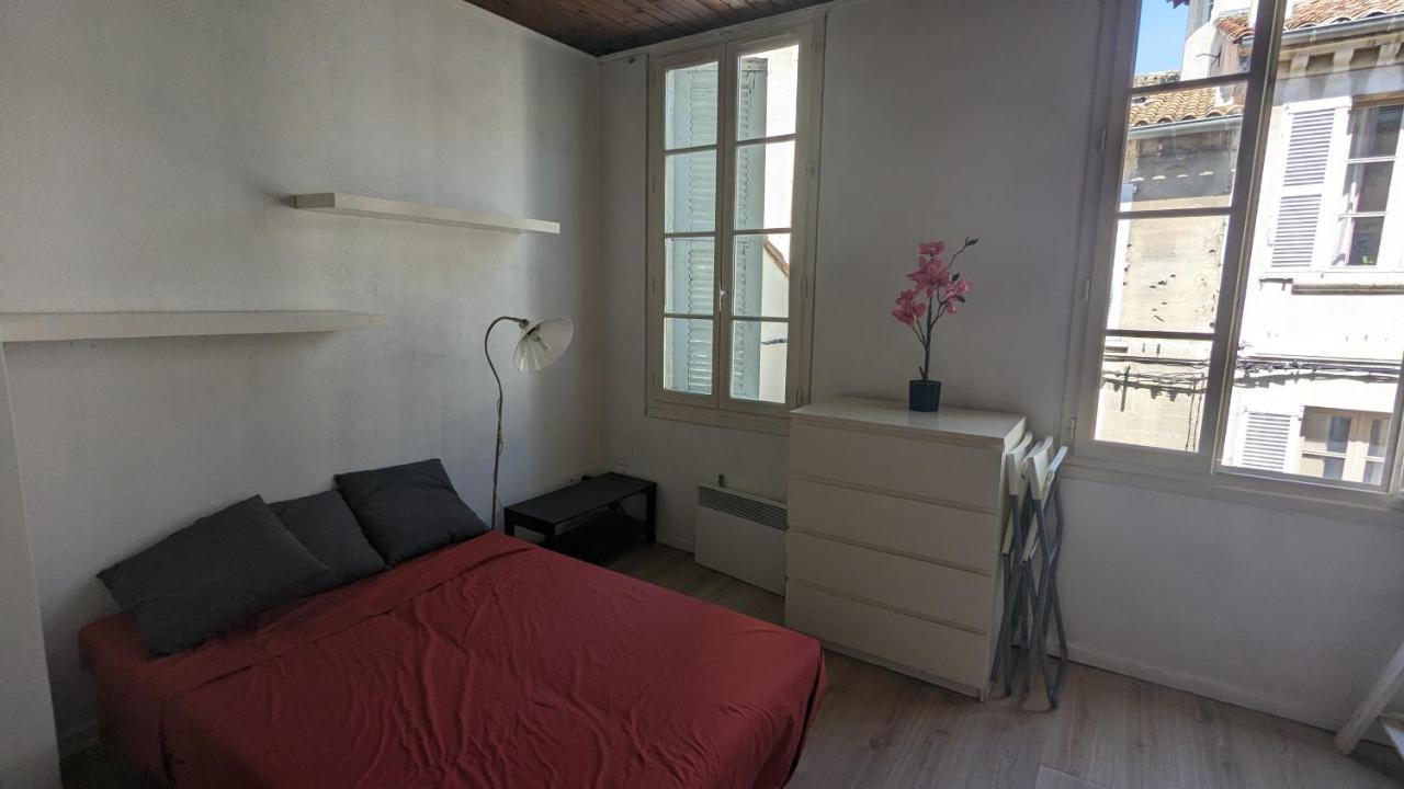 Hypercentre, Place Pie, Residence Amphoux Charmants Appartements Ou Studio Proche De La Gare Parkings Et Palais Des Papes Avignon Ngoại thất bức ảnh